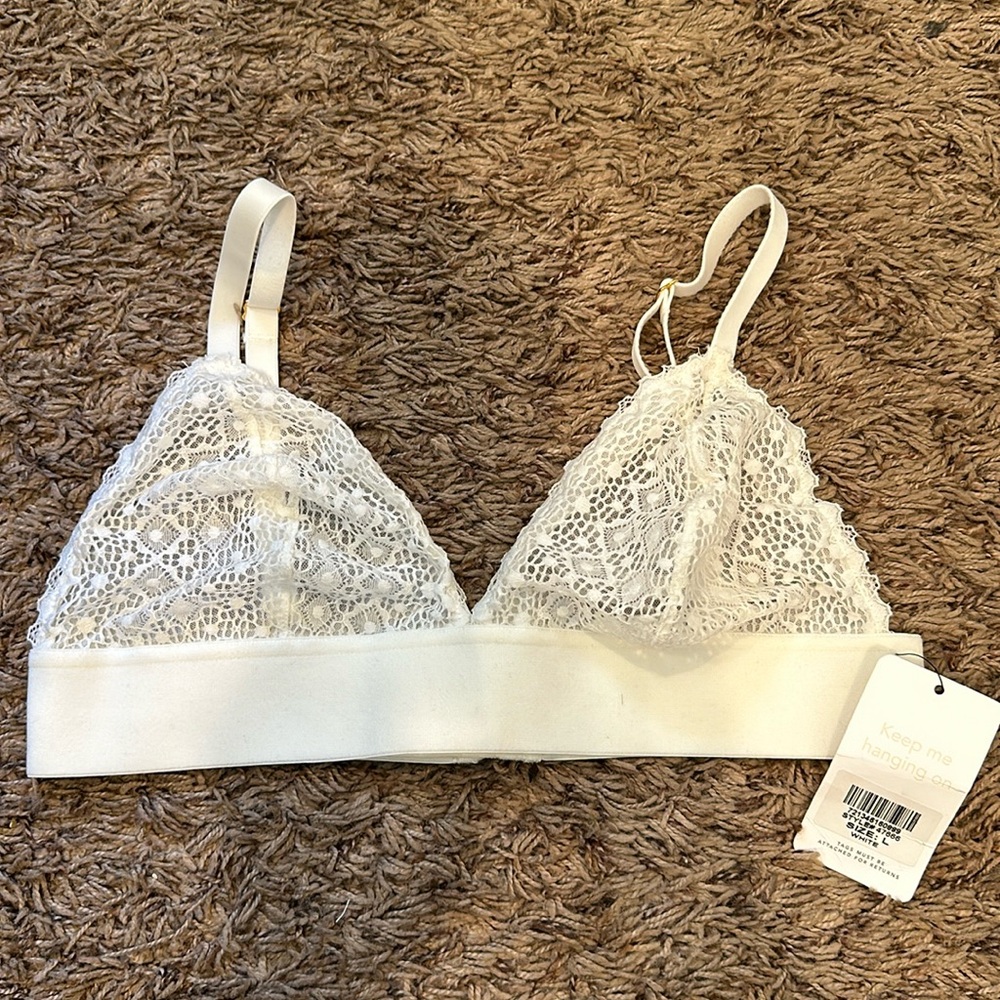 LIVELY •Bralette